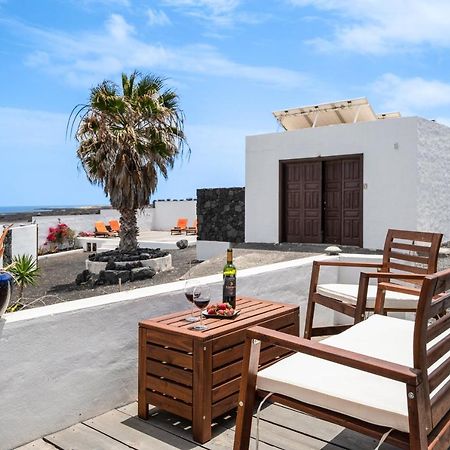 Playa Marina Eco Bungalow Arrieta Arrieta  Eksteriør bilde